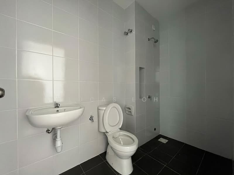 Townhouse for Sale in Eco Grandeur (Puncak Alam) - Lucas Loh - Bathroom - PropertyGuru.com.my