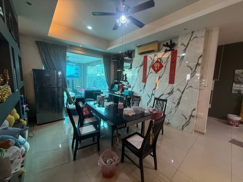 Semi-Detached House for Sale in Bandar Putra (Kulai) - Louis Chin - Dining Room - PropertyGuru.com.my