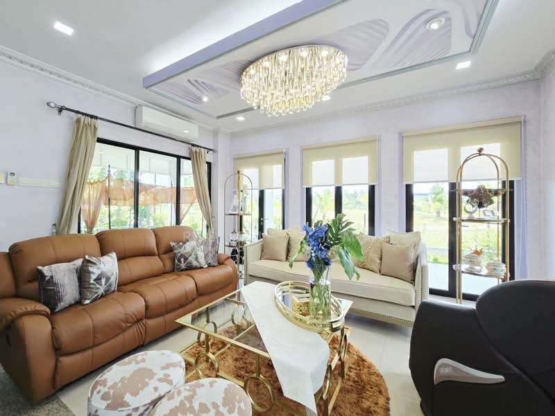Bungalow House untuk Dijual di Tropicana Golf & Country Resort (Tropicana) - Reni Lim - Living Room - PropertyGuru.com.my