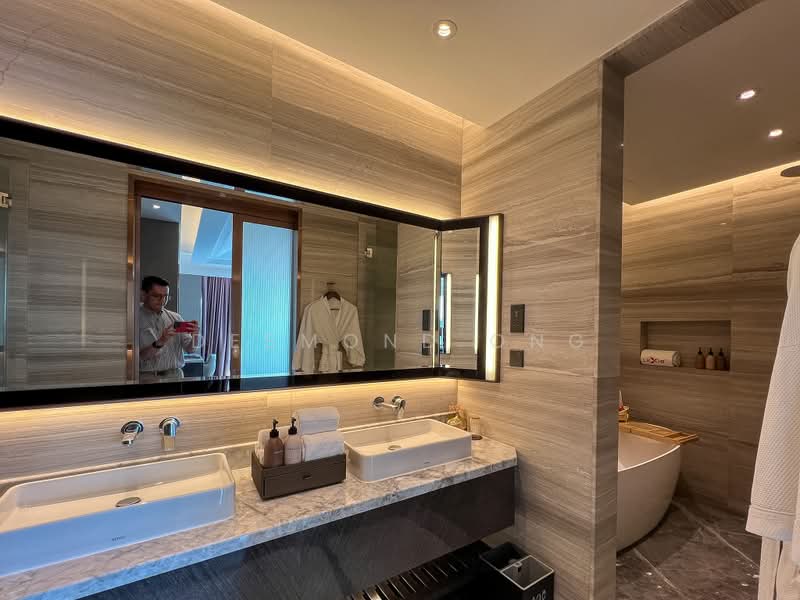 Service Residence for Sale at Imperial Lexis - Desmond Ong - Bathroom 3 - PropertyGuru.com.my