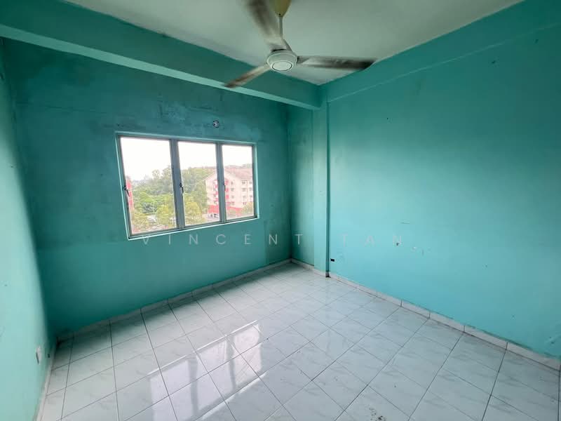 Apartment for Rent at Pangsapuri Taman Bukit Rawang Putra - Vincent Tan - Interior - PropertyGuru.com.my