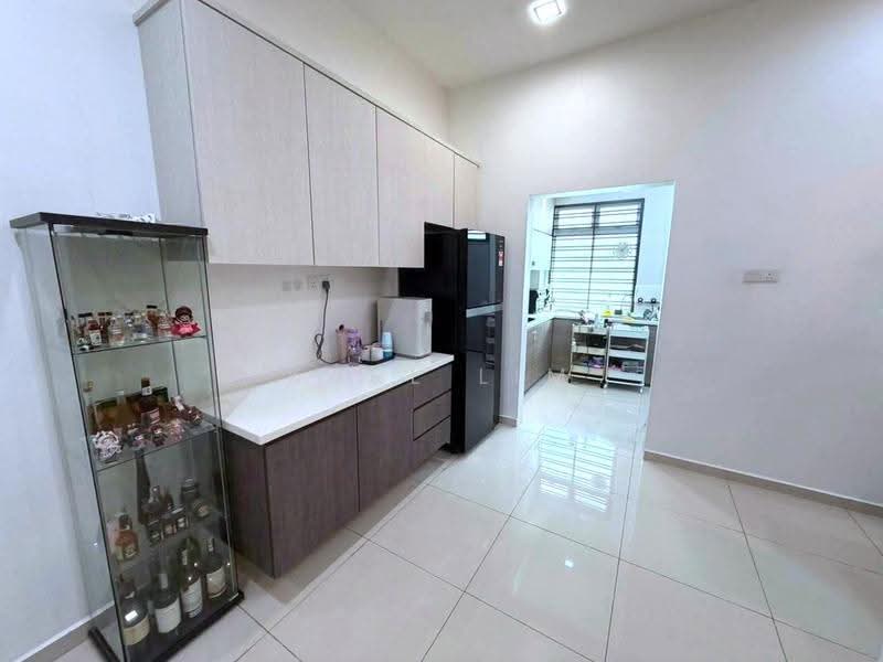 Rumah Teres 2-Tingkat untuk Dijual di Bandar Putra Jaya (Tebrau) - Karl Lim - Kitchen - PropertyGuru.com.my
