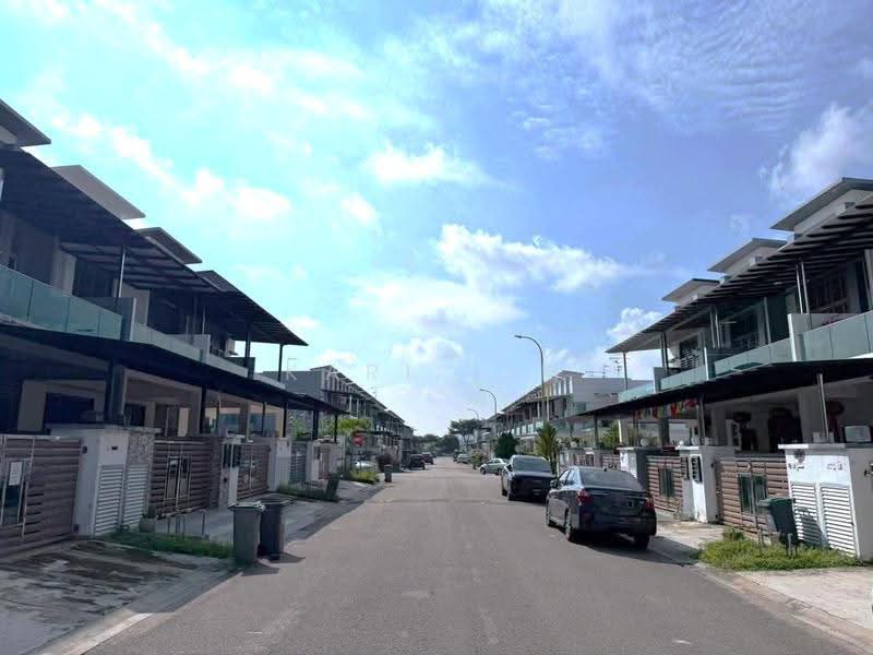 Rumah Teres 2-Tingkat untuk Dijual di Bandar Putra Jaya (Tebrau) - Karl Lim - Exterior - PropertyGuru.com.my
