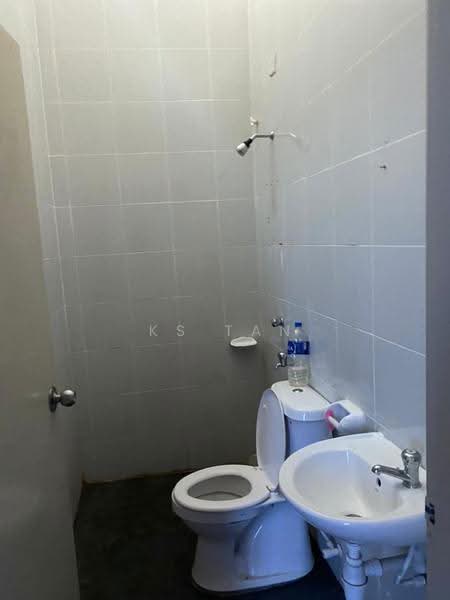2-storey Terraced House for Sale in Taman Pulai Mutiara (Iskandar Puteri (Nusajaya)) - KS Tan - Bathroom - PropertyGuru.com.my
