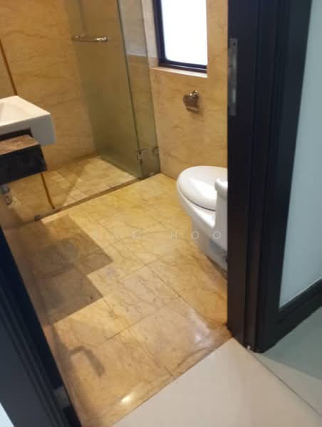 Rumah Berkembar untuk Dijual di Desa Sri Hartamas (Sri Hartamas) - Sam Hoo - Bathroom - PropertyGuru.com.my