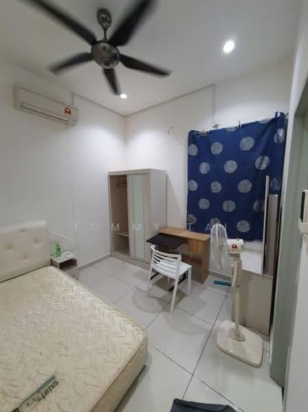 Rumah Teres 2-Tingkat untuk Dijual di Setia Tropika (Johor Bahru) - Tommy Tai - Bedroom - PropertyGuru.com.my