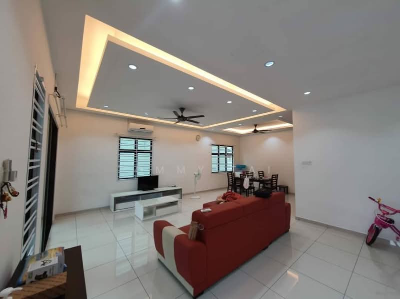 Rumah Teres 2-Tingkat untuk Dijual di Setia Tropika (Johor Bahru) - Tommy Tai - Living Room - PropertyGuru.com.my
