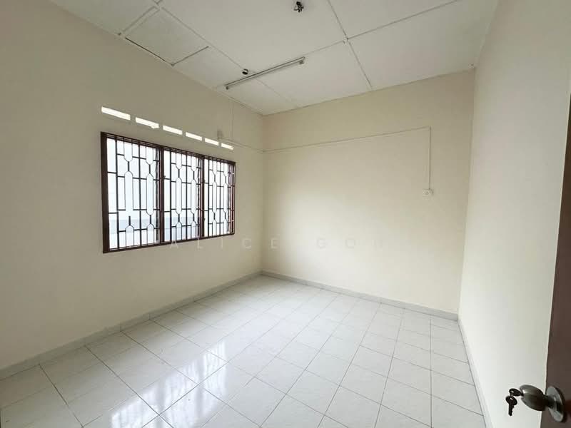 1-storey Terraced House for Sale in Taman Ungku Tun Aminah (Skudai) - Alice Goh - Interior - PropertyGuru.com.my