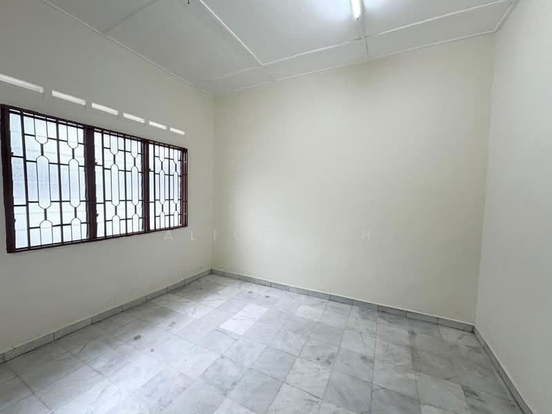 1-storey Terraced House for Sale in Taman Ungku Tun Aminah (Skudai) - Alice Goh - PropertyGuru.com.my