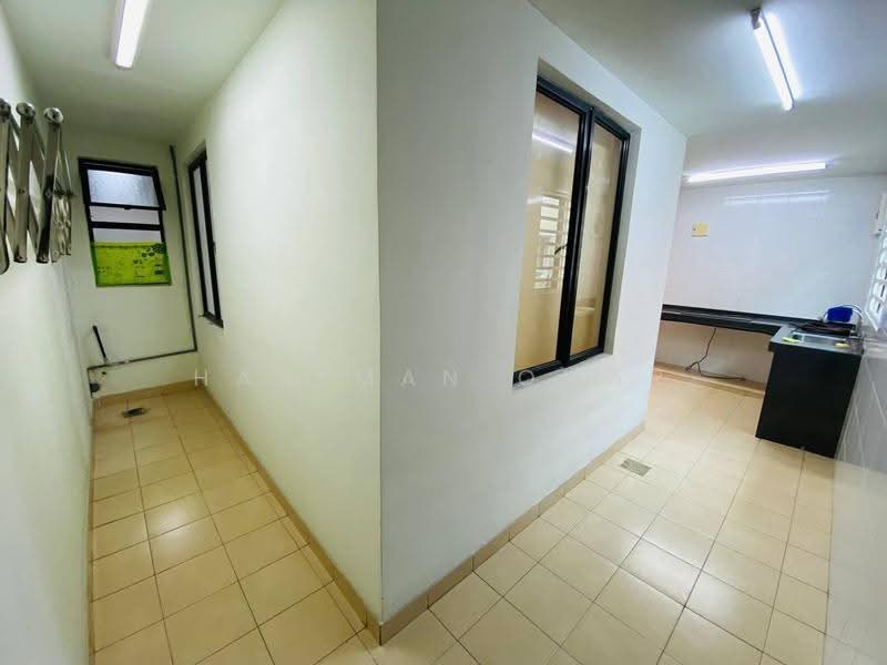 2-storey Terraced House for Sale in Alam Impian (Shah Alam) - Hazeman Omar - Kitchen - PropertyGuru.com.my