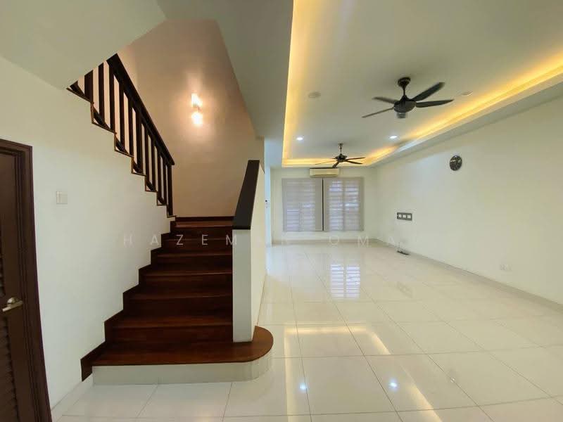 2-storey Terraced House for Sale in Alam Impian (Shah Alam) - Hazeman Omar - Living Room - PropertyGuru.com.my