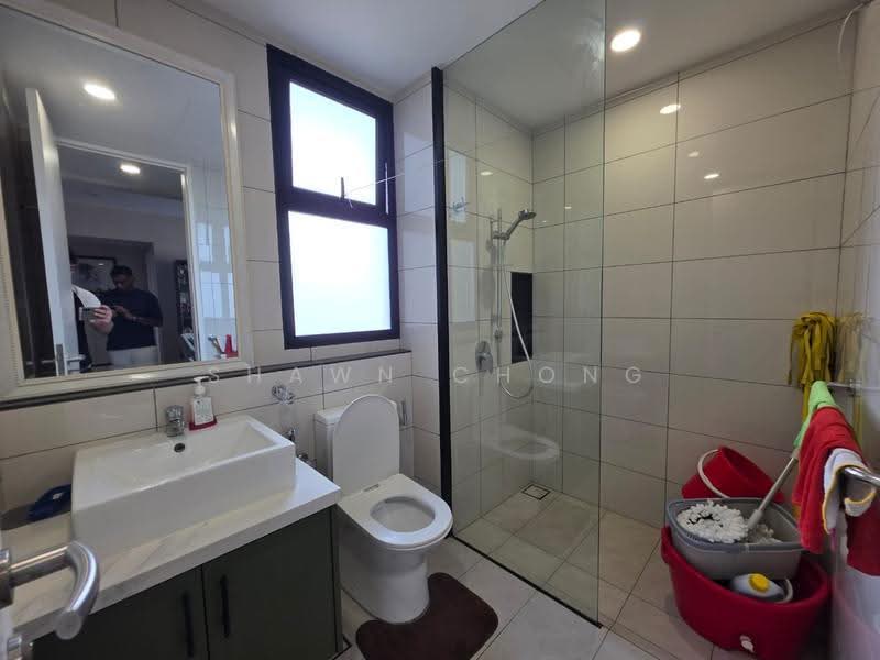 Kediaman Servis untuk Disewa di Duta Park Residences - Shawn Chong - Bathroom - PropertyGuru.com.my