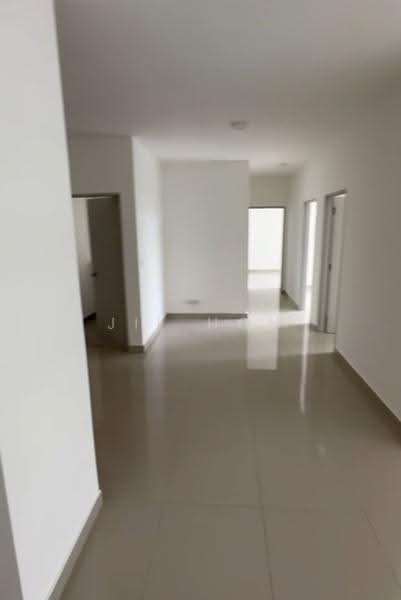 Condominium for Rent at LSH33 - Jie Hoh - Corridor - PropertyGuru.com.my