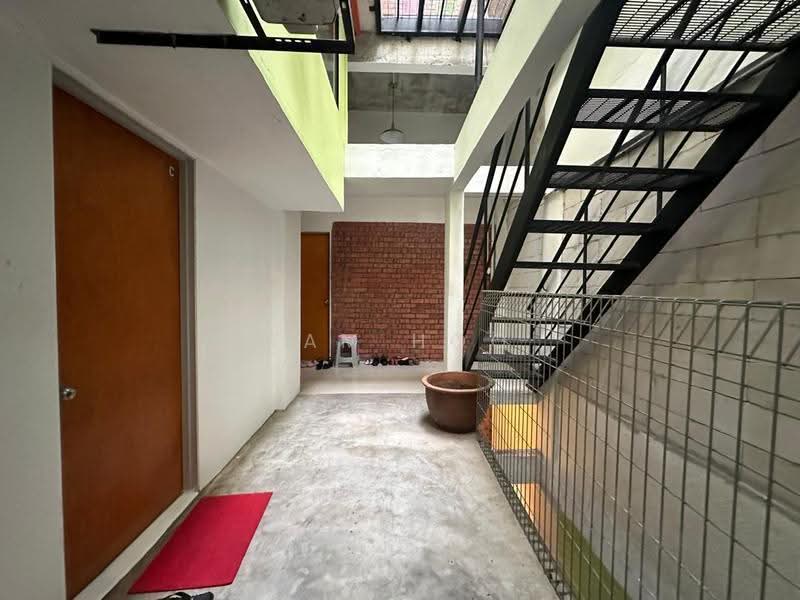 3-storey Terraced House for Sale in Sri Hartamas (Kuala Lumpur) - Sam Hoo - Entrance - PropertyGuru.com.my