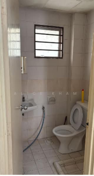 Rumah Teres 2-Tingkat untuk Disewa di Denai Alam (Shah Alam) - Alice Kham - Bathroom - PropertyGuru.com.my