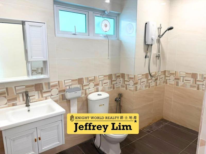 Shop / Office for Rent in Tanjung Bungah (Penang) - Jeffrey Lim - Bathroom - PropertyGuru.com.my