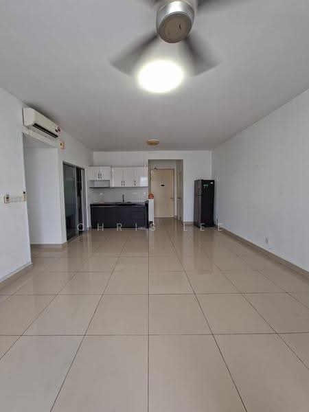 Kondominium untuk Disewa di Simfoni 1 - Chris Lee - Living Room - PropertyGuru.com.my