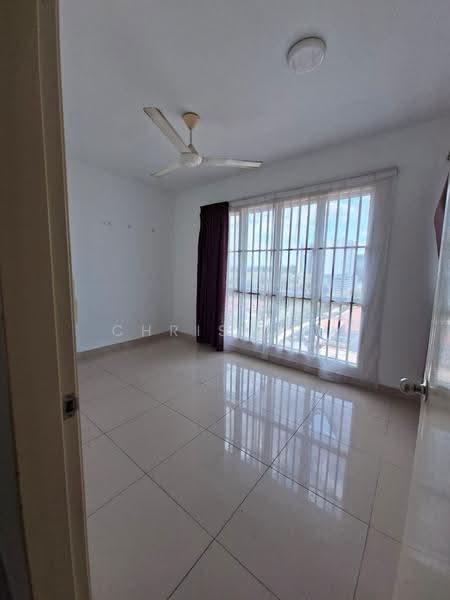 Kondominium untuk Disewa di Simfoni 1 - Chris Lee - Living Room - PropertyGuru.com.my