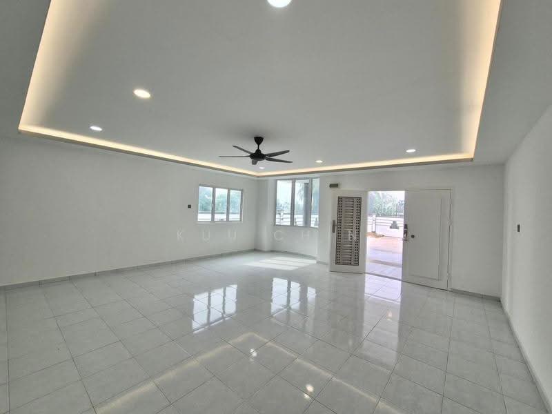 2.5-storey Terraced House for Sale in Taman Pulai Utama (Skudai) - Kuu Chin - PropertyGuru.com.my