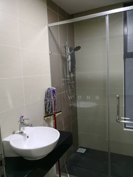 Kediaman Servis untuk Disewa di LakePark Residence @ KL North - Eric Wong - Bathroom - PropertyGuru.com.my