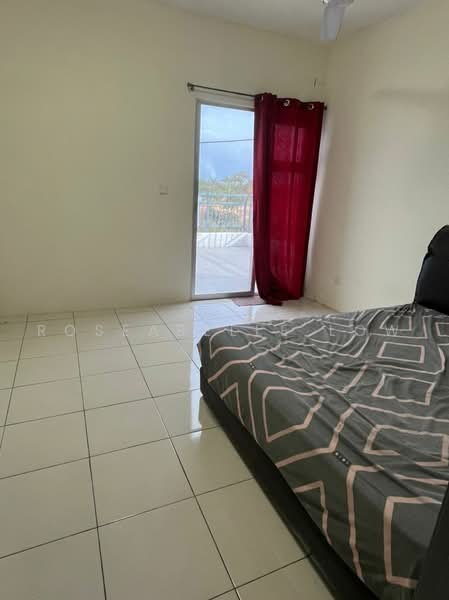 Rumah Bandar untuk Disewa di Dengkil (Selangor) - Roseabelle Low - Bedroom - PropertyGuru.com.my