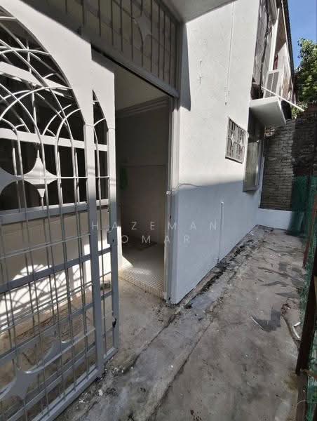2-storey Terraced House for Sale in Taman Kesuma (Ampang) - Hazeman Omar - Exterior - PropertyGuru.com.my