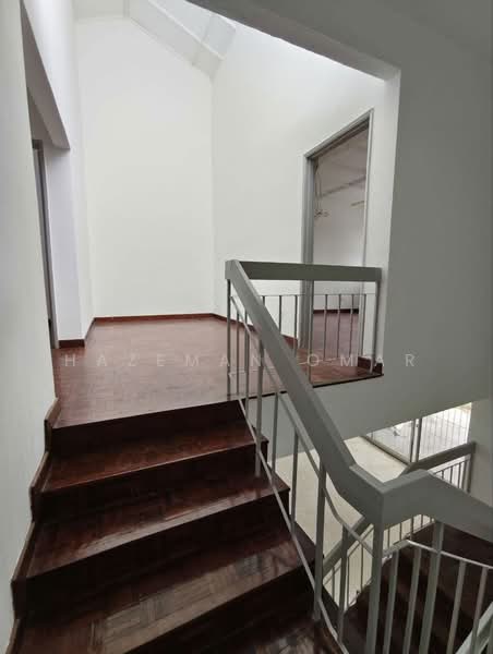 2-storey Terraced House for Sale in Taman Kesuma (Ampang) - Hazeman Omar - Interior - PropertyGuru.com.my