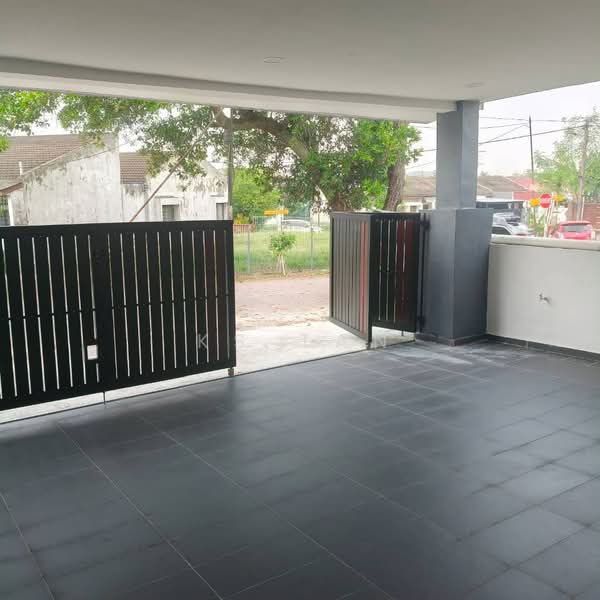 1-storey Terraced House for Sale in Taman Gembira (Tampoi) - KS Tan - PropertyGuru.com.my