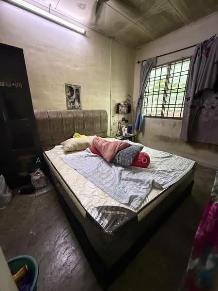 Rumah Teres 2-Tingkat untuk Dijual di Taman Molek (Johor Bahru) - Anson Hiong - Bedroom - PropertyGuru.com.my
