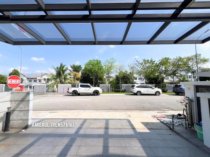 Rumah Teres 3-Tingkat untuk Dijual di Puchong (Selangor) - Amierul Hafizie - Exterior - PropertyGuru.com.my