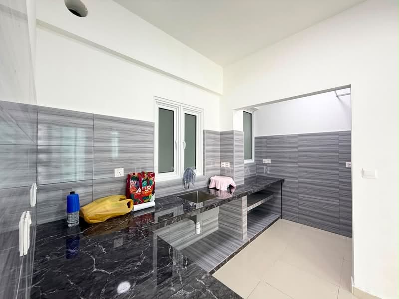 Kondominium untuk Disewa di Havana Beach Residences - Pheng Han - Kitchen - PropertyGuru.com.my