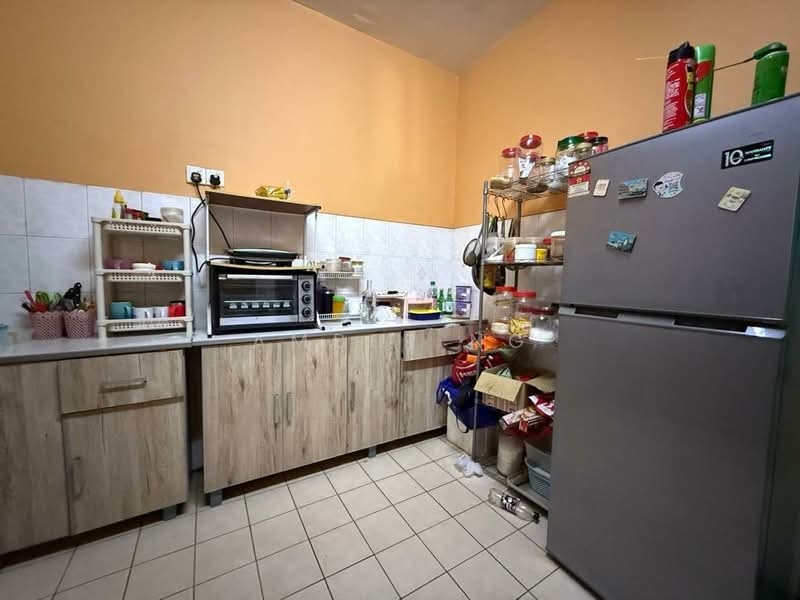 Apartment for Sale at Sri Intan 2 - Amber Ng - Kitchen - PropertyGuru.com.my