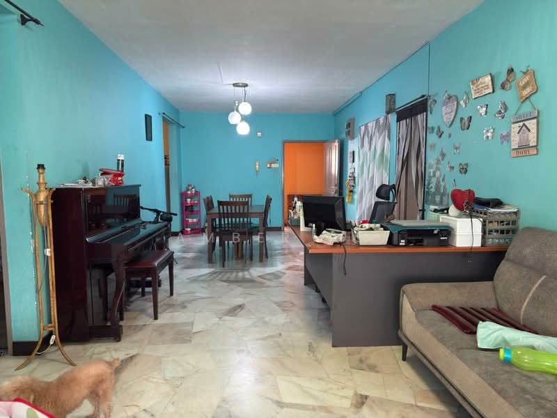 Apartment for Sale at Sri Intan 2 - Amber Ng - Living Room - PropertyGuru.com.my