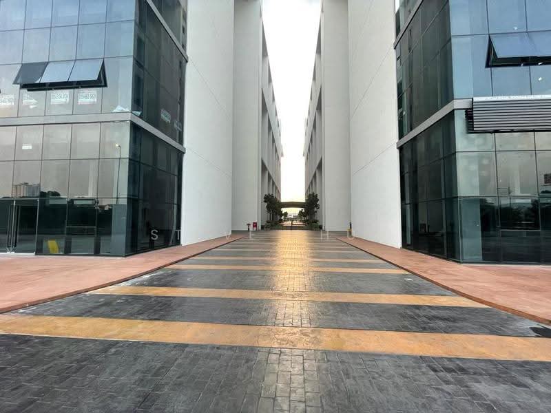 Shop / Office for Rent in Taman Sains Selangor (Kota Damansara) - Steve Chua - Exterior - PropertyGuru.com.my