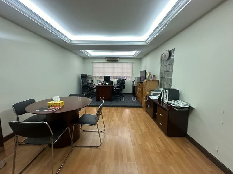 3-storey Terraced House for Sale in Sri Hartamas (Kuala Lumpur) - Sam Hoo - Study - PropertyGuru.com.my