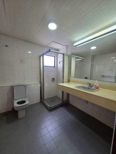 Bungalow House for Sale in Taman Bukit Desa (Taman Desa) - Suki Tan - Bathroom - PropertyGuru.com.my