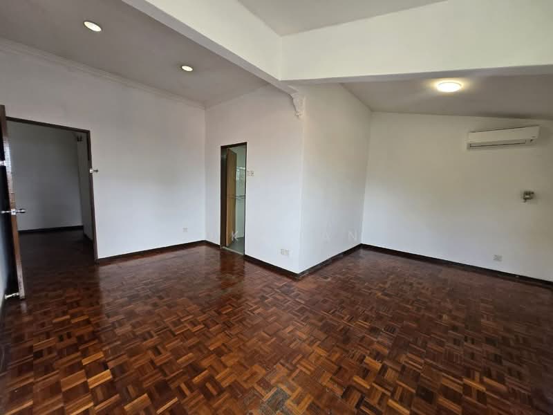 Bungalow House for Sale in Taman Bukit Desa (Taman Desa) - Suki Tan - Interior - PropertyGuru.com.my