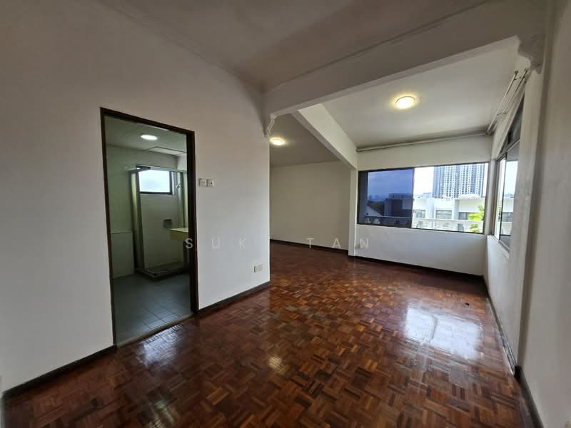 Bungalow House for Sale in Taman Bukit Desa (Taman Desa) - Suki Tan - Living Room - PropertyGuru.com.my