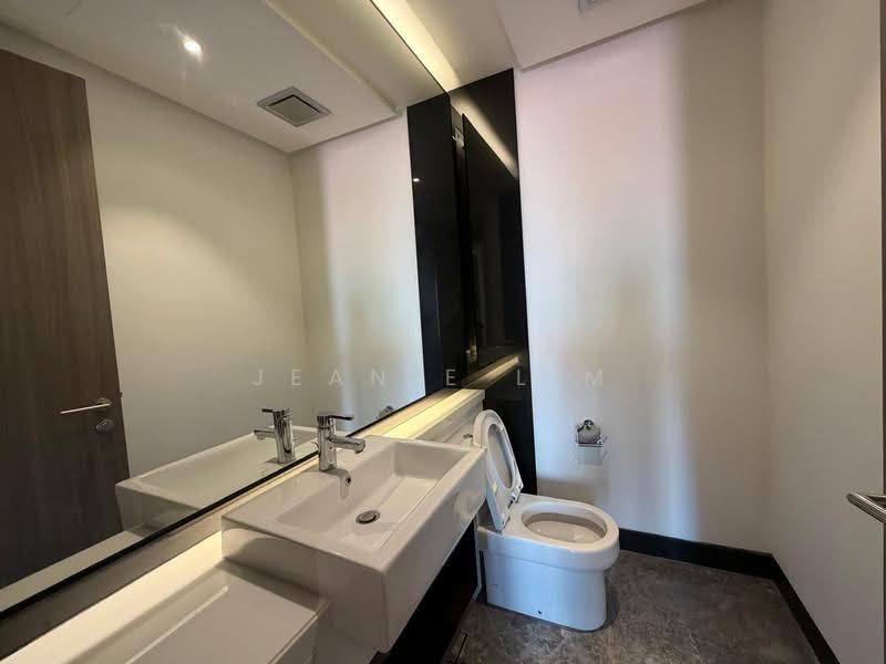 Kediaman Servis untuk Disewa di Straits Residences - Jeanie Lim - Bathroom - PropertyGuru.com.my