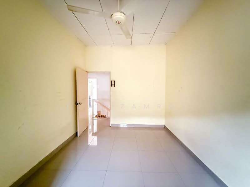 2-storey Terraced House for Sale in SS7 (Petaling Jaya) - Izzat Zamros - Interior - PropertyGuru.com.my