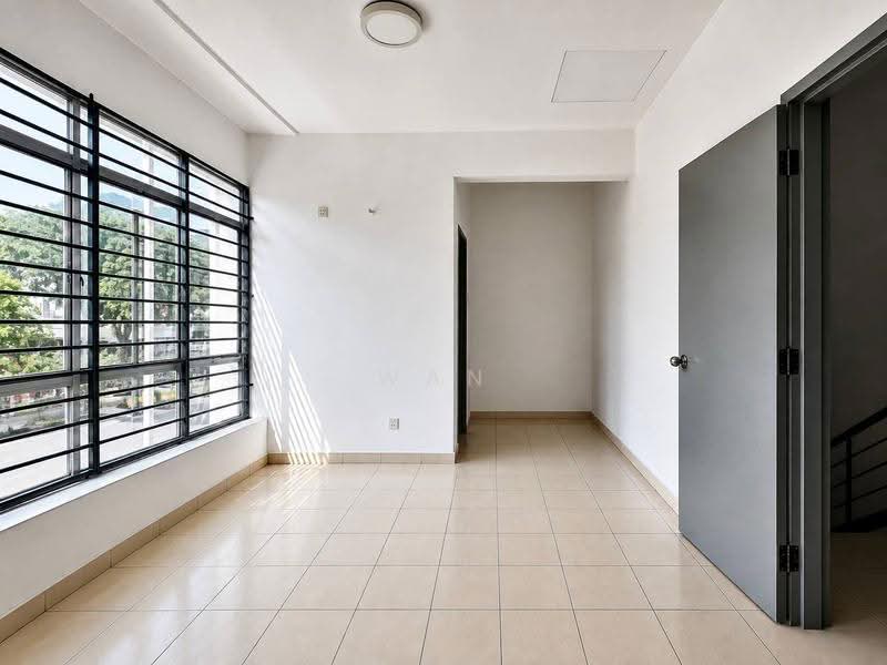 2-storey Terraced House for Sale in Shah Alam (Selangor) - Wan Azlan Ahmad - Interior - PropertyGuru.com.my