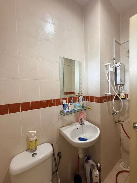 2-storey Terraced House for Rent in Bandar Putra Kulai (Kulai) - Ivwen Choo - Bathroom - PropertyGuru.com.my