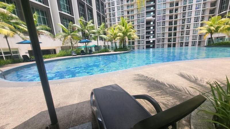 Kondominium untuk Disewa di Mutiara Ville - Darren Lim - Pool - PropertyGuru.com.my