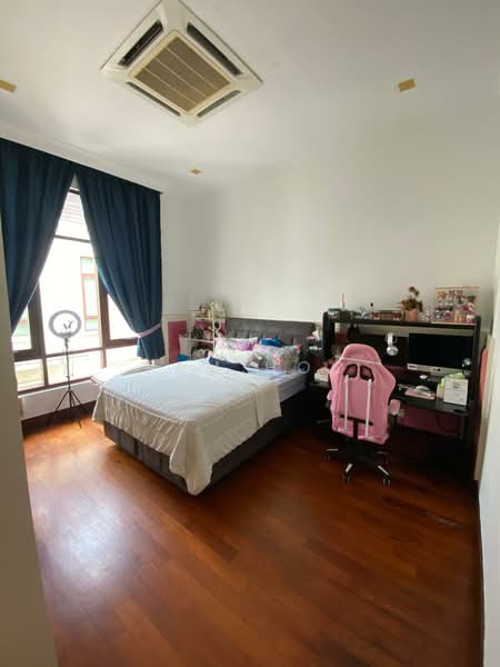 Bungalow House for Sale in Mont Kiara (Kuala Lumpur) - Sam Hoo - Bedroom - PropertyGuru.com.my