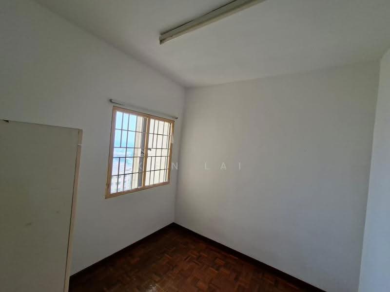 Pangsapuri untuk Disewa di Perdana Puri - Ken Lai - Bedroom - PropertyGuru.com.my
