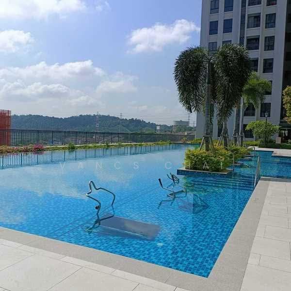 Kediaman Servis untuk Dijual di Equine Residence - Vancs Chai - Exterior - PropertyGuru.com.my