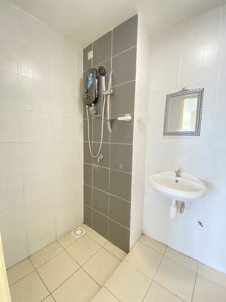 Condominium for Sale at Residensi Puchongmas - John Khaw - Bathroom - PropertyGuru.com.my