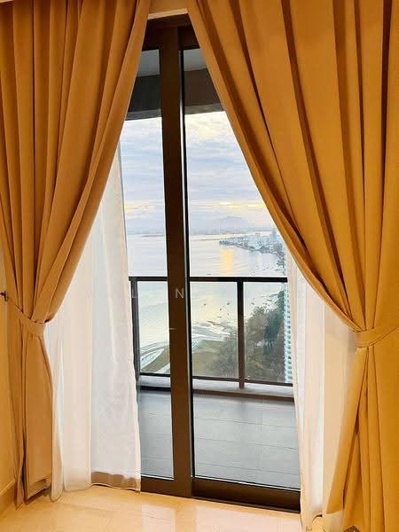 Kediaman Servis untuk Dijual di Marriott Residence @ Gurney - Allen Yeoh - Balcony - PropertyGuru.com.my