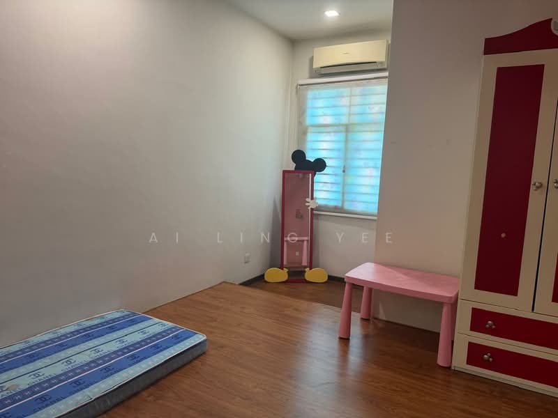 Terraced House for Rent in Kemuning Utama (Shah Alam) - Ai Ling Yee - Bedroom - PropertyGuru.com.my