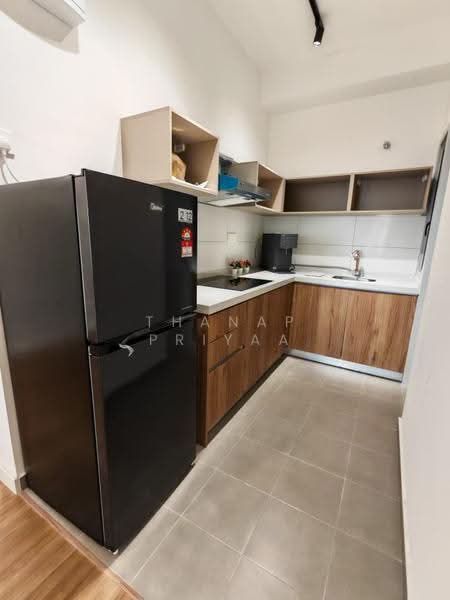 Service Residence for Rent at Helix2 @ PJ South - Thanap Priyaa - Kitchen - PropertyGuru.com.my